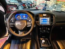 کرایسلەر 300
